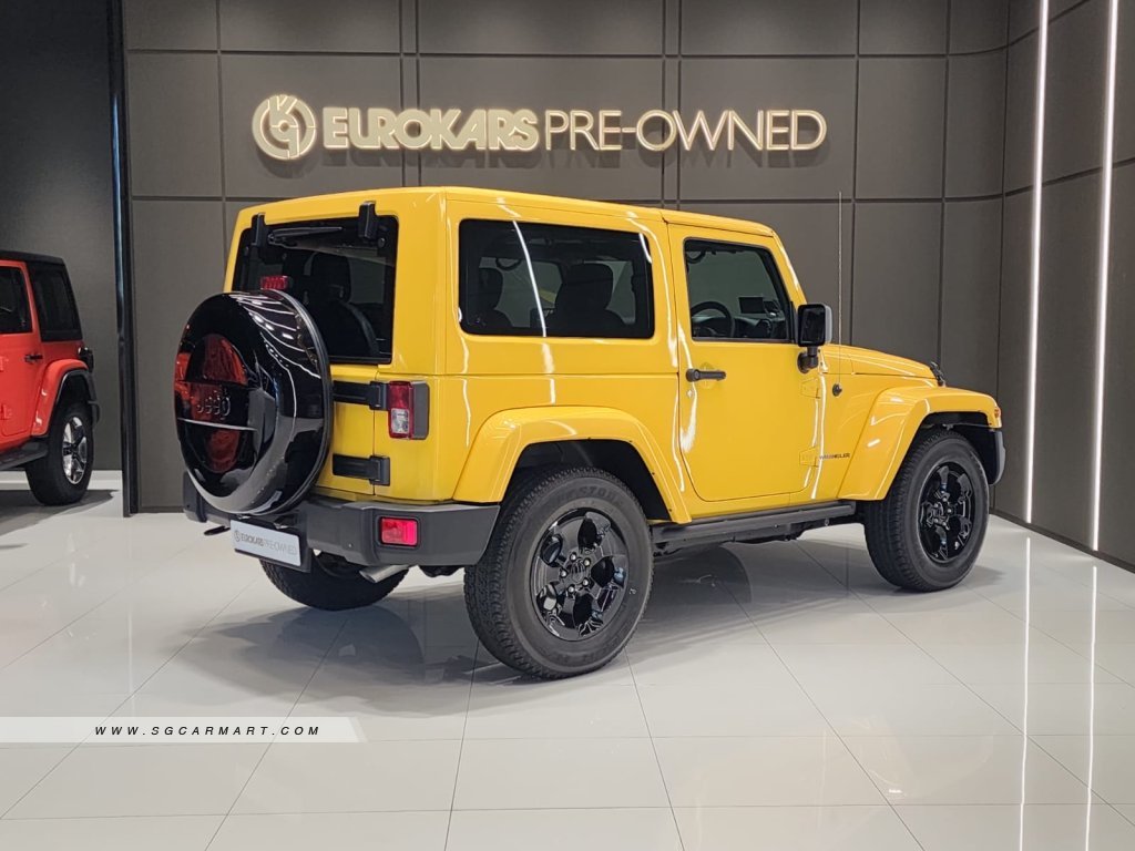 Jeep Wrangler Sahara 3.6A (COE till 09/2035)