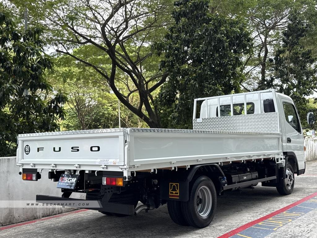 Mitsubishi Fuso Fuso Canter 2024 photo 3