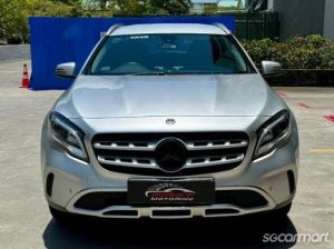 Mercedes-Benz GLA-Class GLA180 Urban Edition-thumbnail