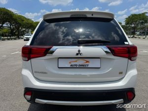 Mitsubishi Outlander 2.4A Sunroof