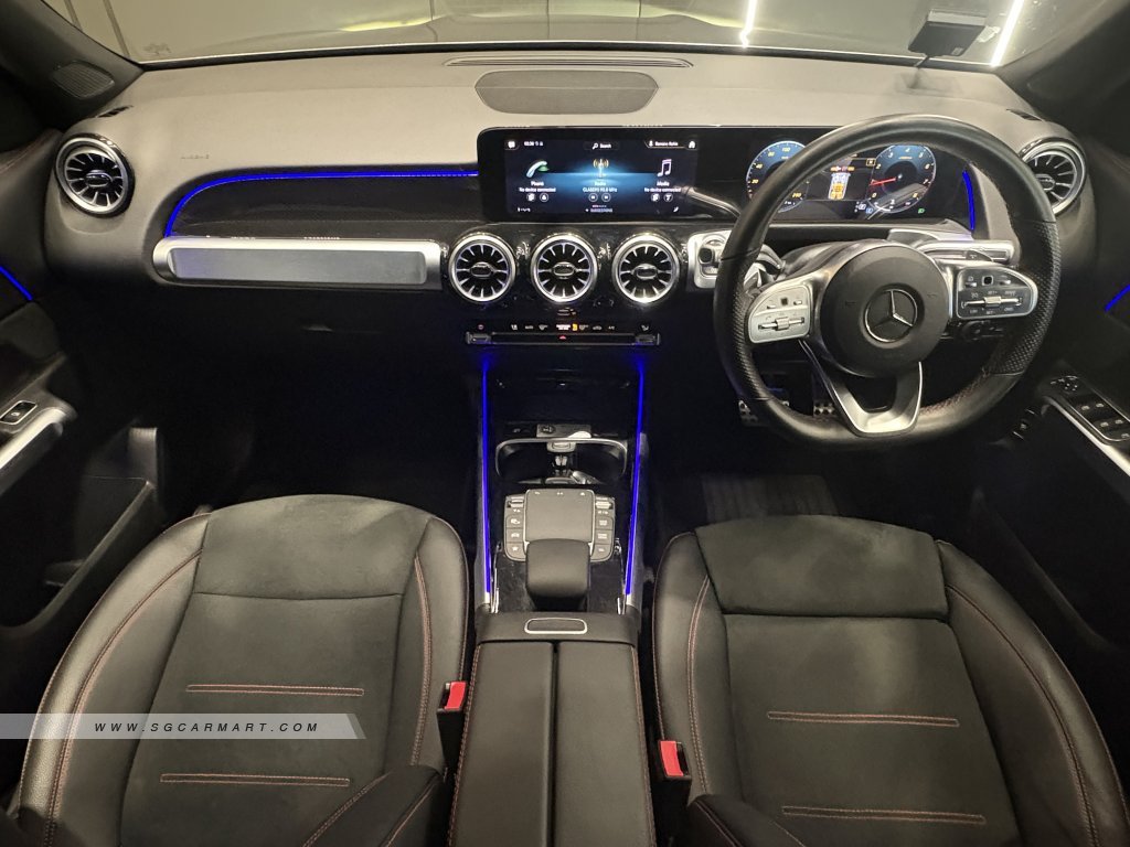 Mercedes-Benz GLB-Class GLB180 AMG Line