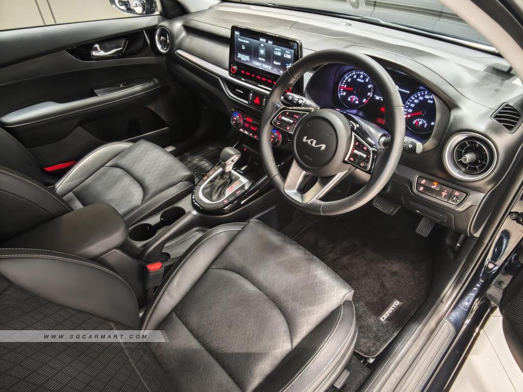 Kia Cerato 1.6A Smartstream SX Sunroof