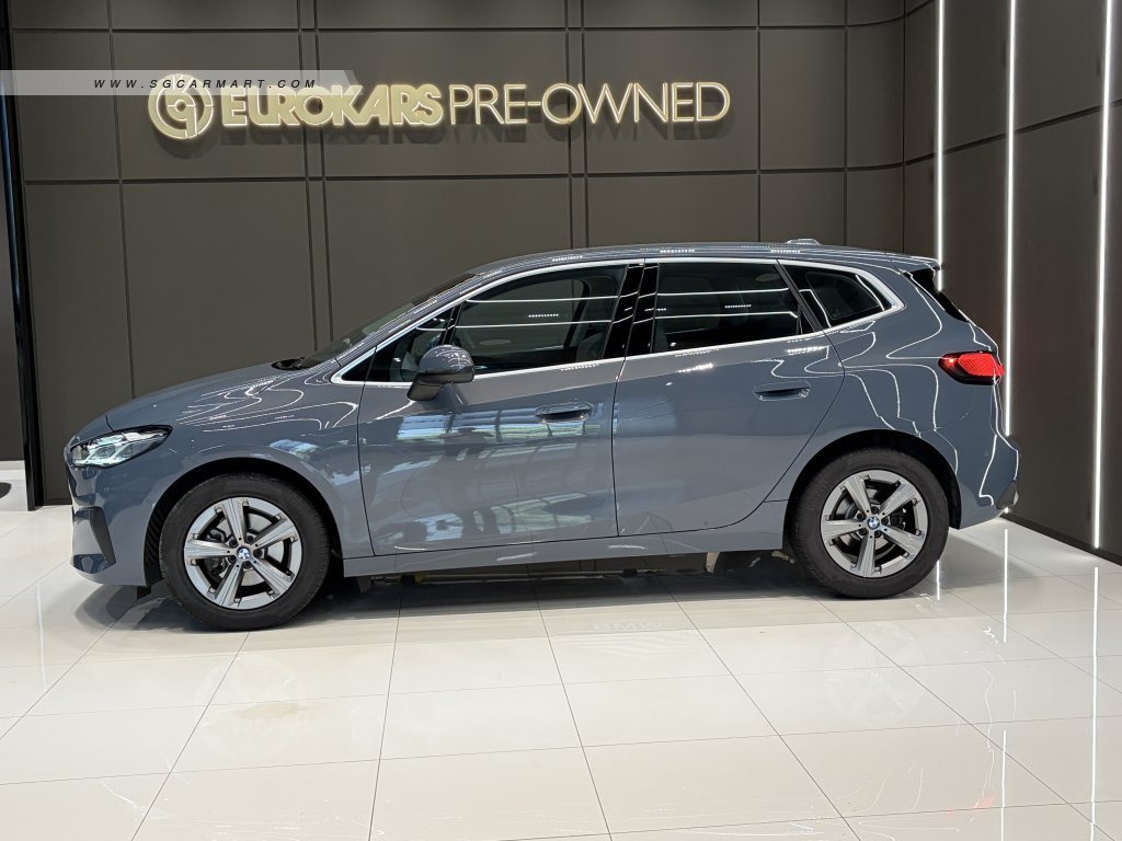 BMW 2 Series 216i Active Tourer Inspiring