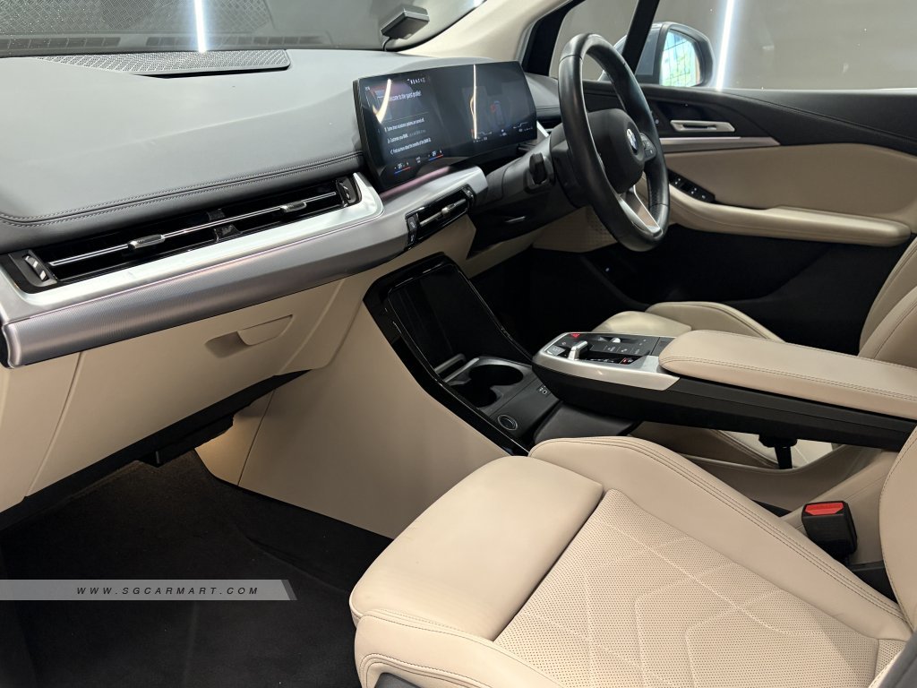 BMW 2 Series 216i Active Tourer Inspiring