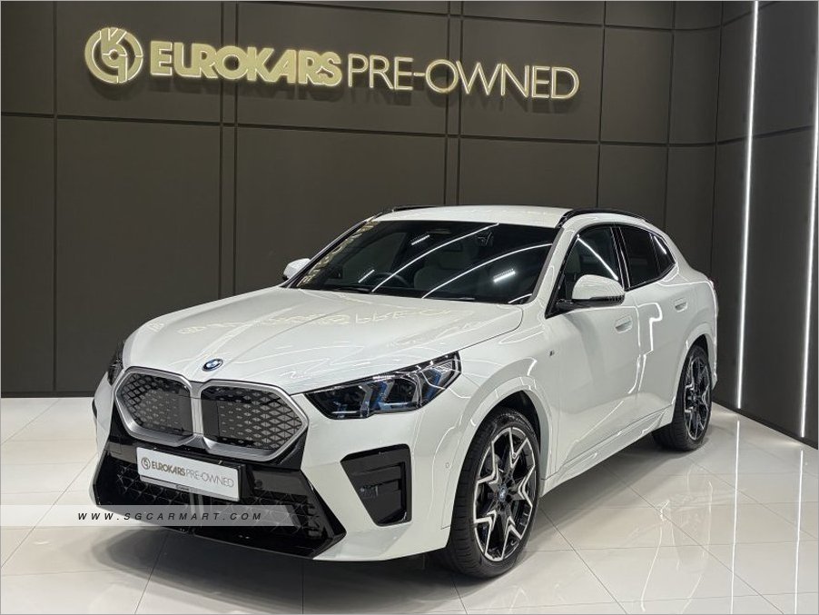 BMW iX2 Electric eDrive20 M-Sport