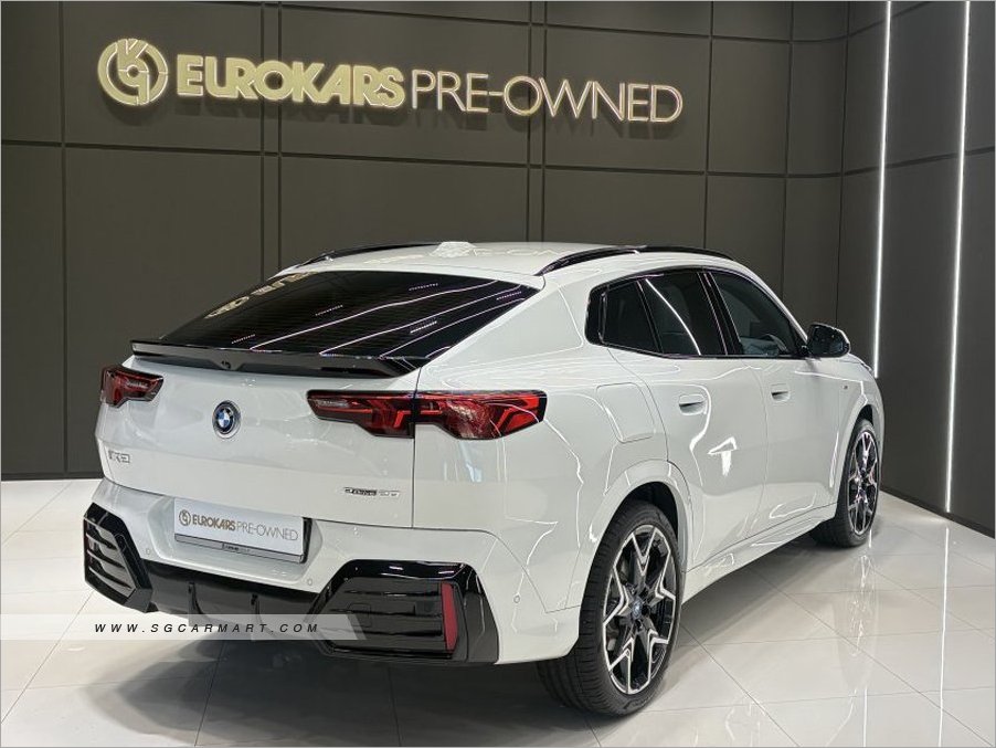 BMW iX2 Electric eDrive20 M-Sport