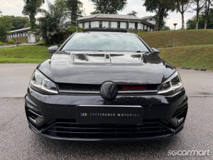 Volkswagen Golf R 5DR Sunroof