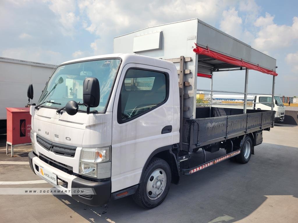 Mitsubishi Fuso Canter 2017 photo 2