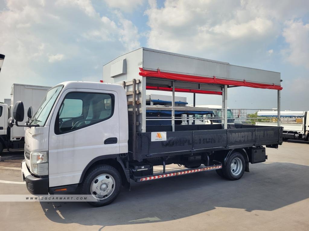 Mitsubishi Fuso Canter 2017 photo 3