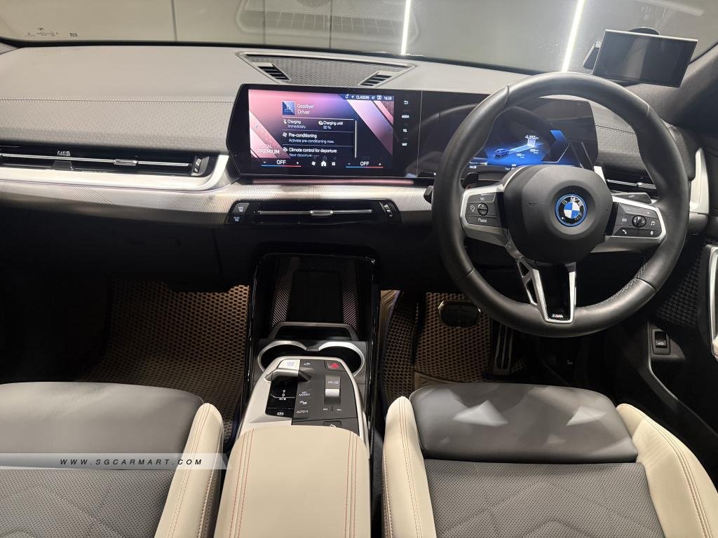 BMW iX2 Electric eDrive20 M-Sport