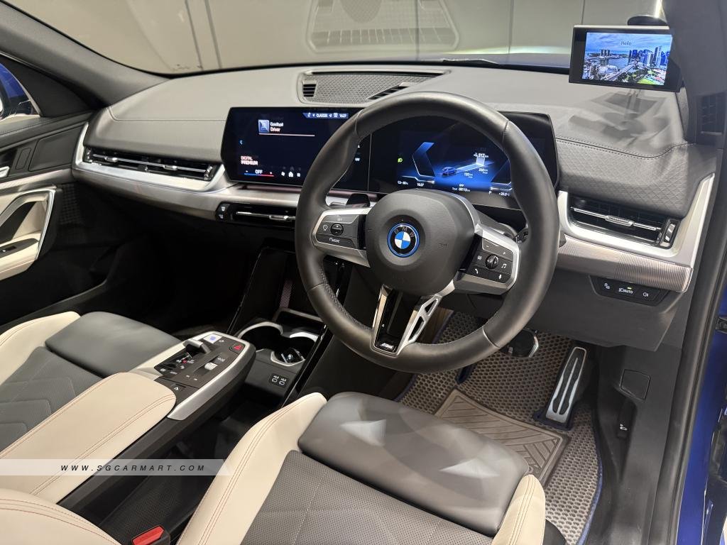 BMW iX2 Electric eDrive20 M-Sport