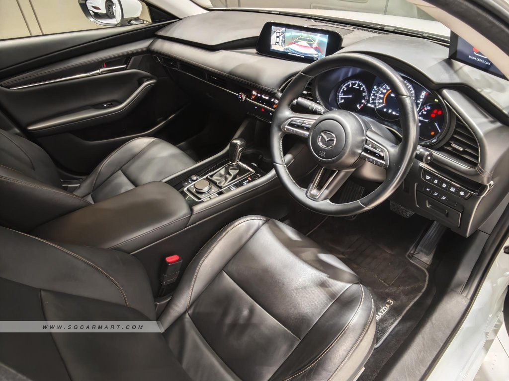 Mazda 3 Mild Hybrid 1.5A Elegance Sunroof