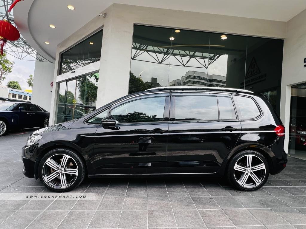 BMW 5 Series 523i Highline - Side Front
