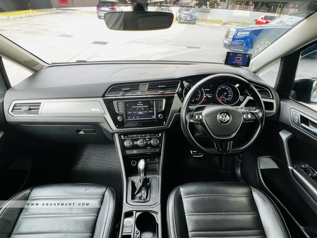 BMW 5 Series 523i Highline - Side Front