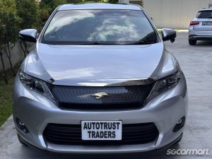 Toyota Harrier 2.0A Elegance Panoramic Roof