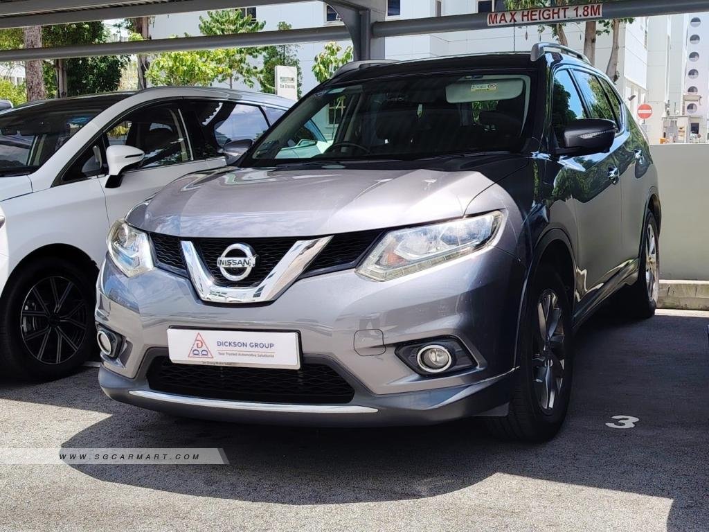 BMW 5 Series 523i Highline - Front