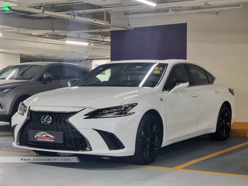 Lexus Es250 2022 photo 3