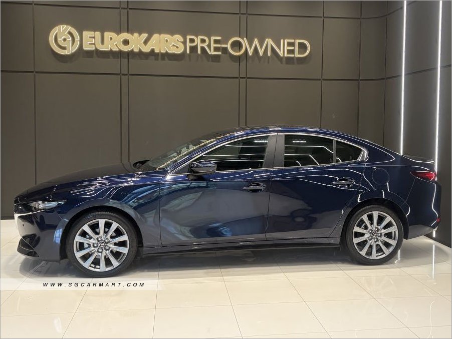 Mazda 3 Mild Hybrid 1.5A Luxury Sunroof