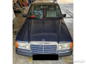 Mercedes-Benz 200E (COE till 03/2029)