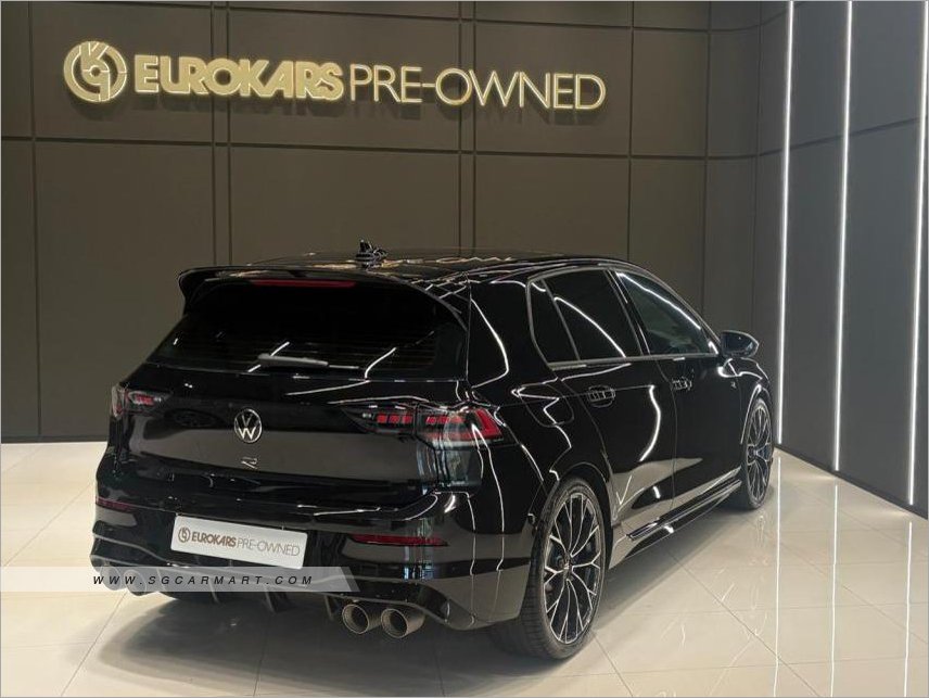 Volkswagen Golf R 5DR Sunroof