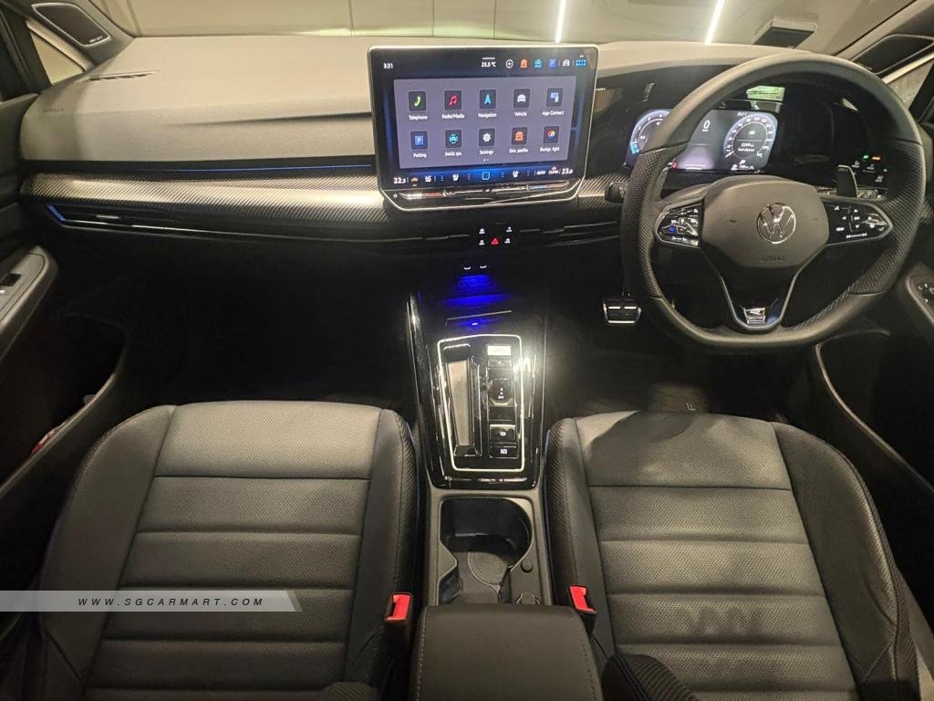 Volkswagen Golf R 5DR Sunroof