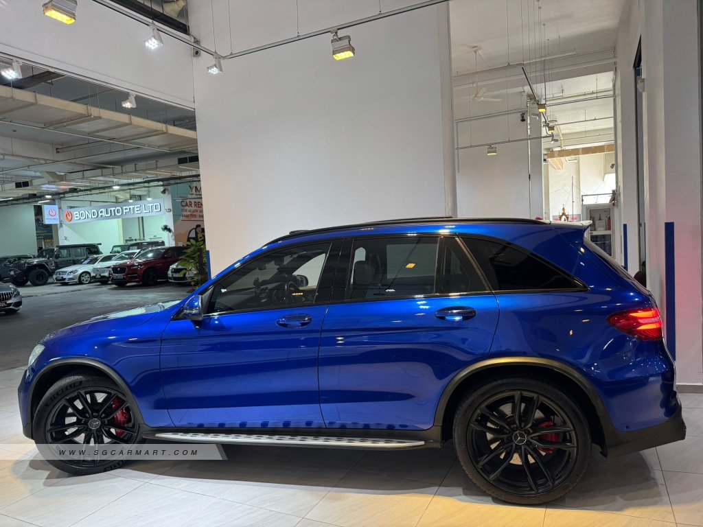 Mercedes-Benz Glc63 2019 photo 2
