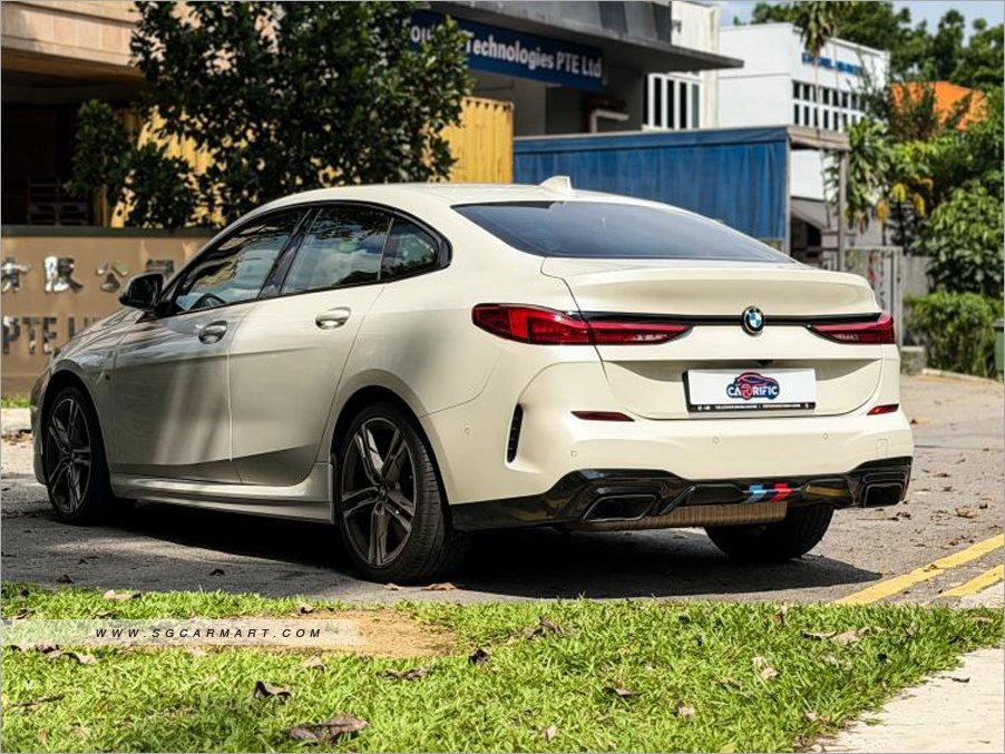 BMW M235I 2021 photo 4