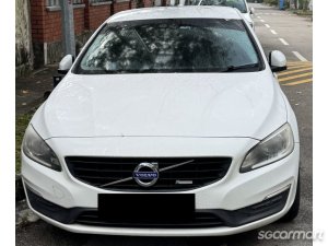 Volvo S60 T2
