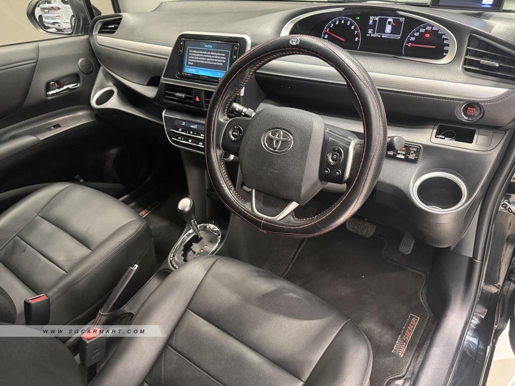 Toyota Sienta 1.5A Elegance