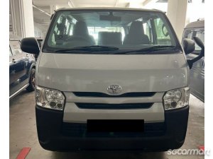 Toyota Hiace 3.0M DX