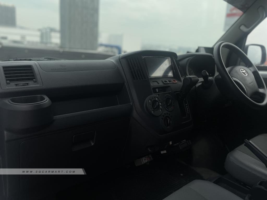 Toyota Townace 2022 photo 5