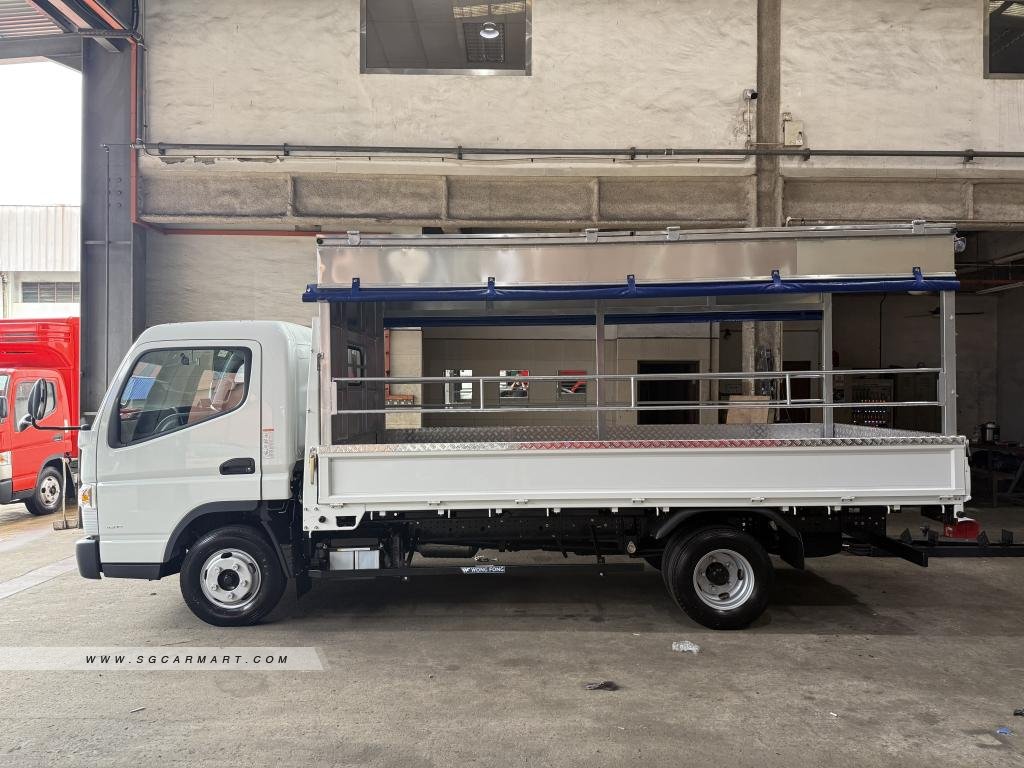 Mitsubishi Fuso Canter 2021 photo 3