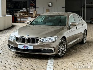 BMW 5 Series 530i Luxury