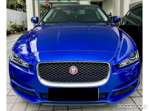 Jaguar XE 2.0A i4-thumbnail
