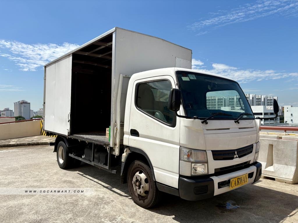 Mitsubishi Fuso Canter 2017 photo 4