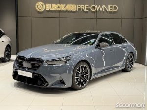 BMW M5 Sedan Plug-in Hybrid 4.4A M xDrive-thumbnail