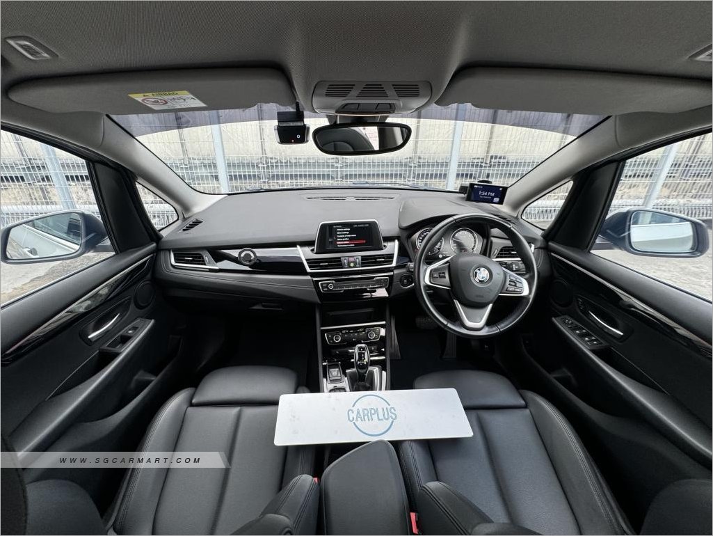BMW 2 Series 2021 photo 5