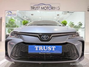 Toyota Corolla Altis Hybrid 1.8A-thumbnail