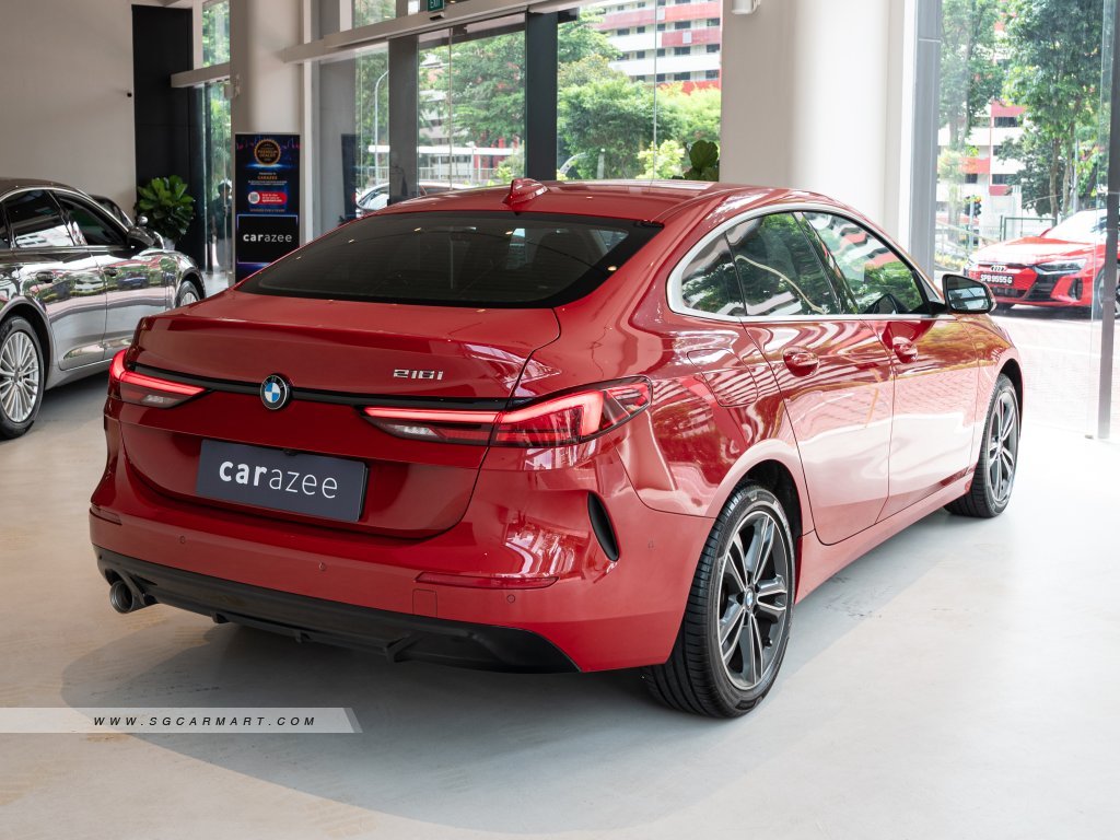 BMW 216I 2023 photo 2