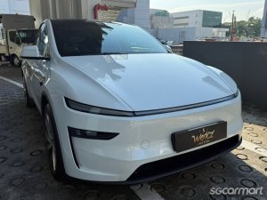 Tesla Model Y Electric RWD 110-thumbnail