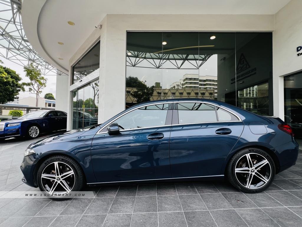 BMW 5 Series 523i Highline - Side Front