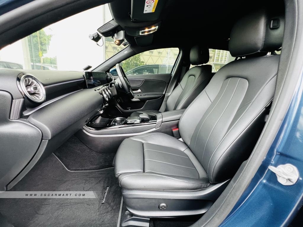 BMW 5 Series 523i Highline - Side Front