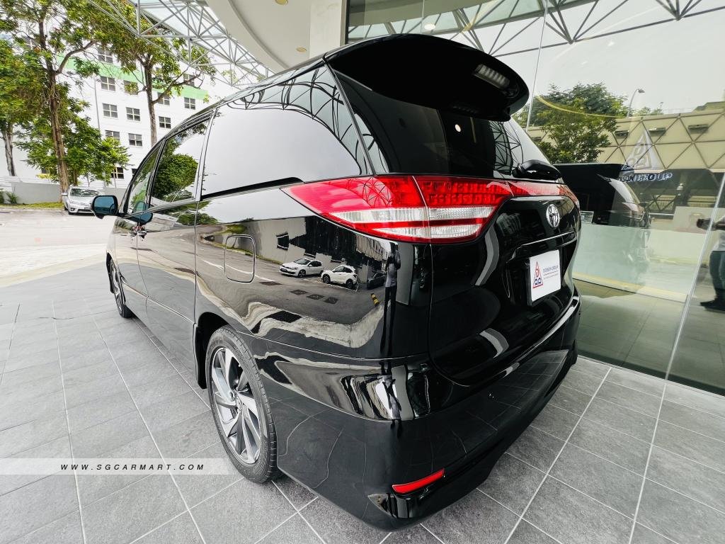 BMW 5 Series 523i Highline - Side Front