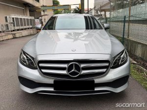 Mercedes-Benz E-Class E200 Avantgarde Sunroof
