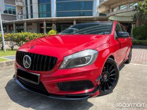 Mercedes-Benz A-Class A200 AMG Line Sunroof (COE till 12/2031)