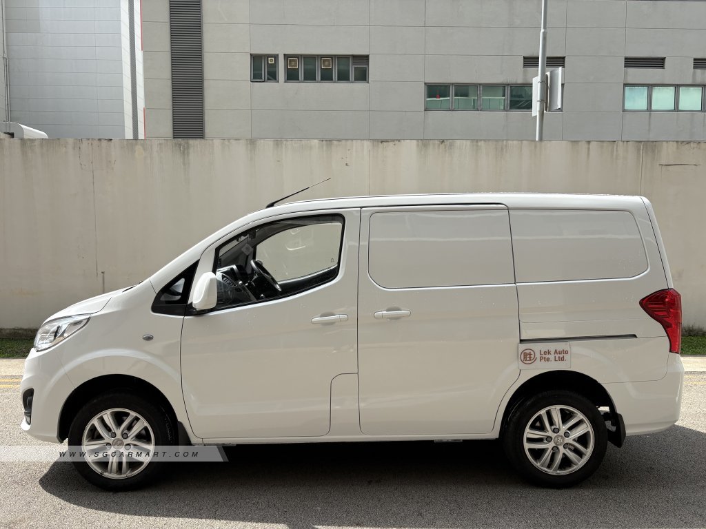 BYD T3 2023 photo 4