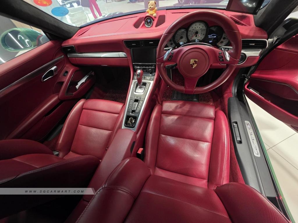 Porsche 911 Carrera 4S Coupe PDK (COE till 03/2033)