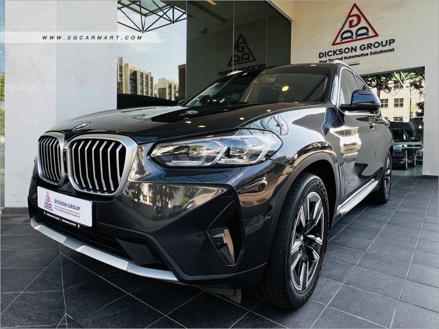 BMW 5 Series 523i Highline - Front