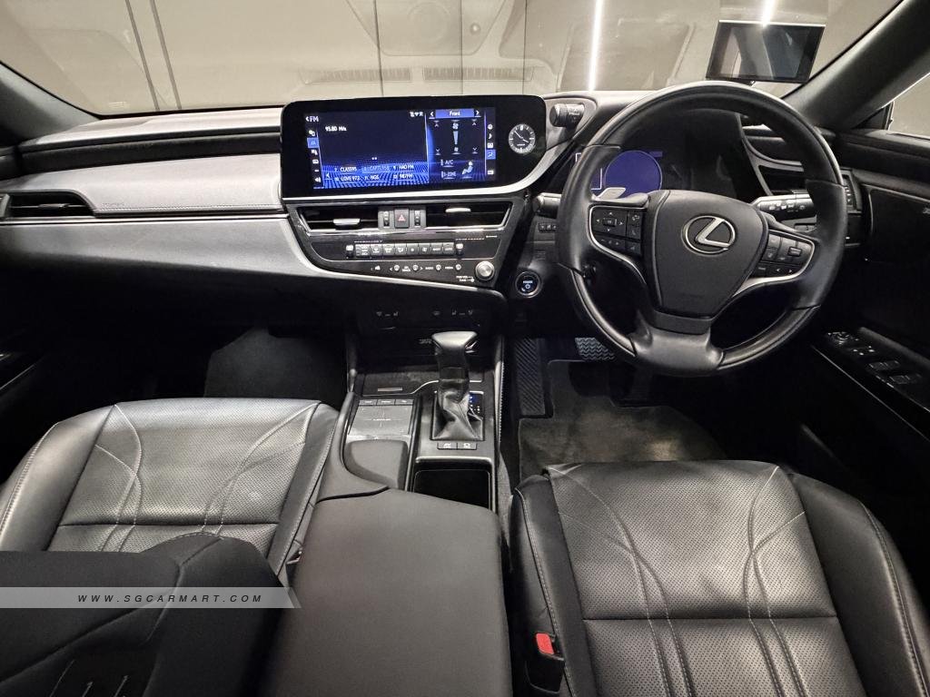 Lexus ES Hybrid ES300h Luxury