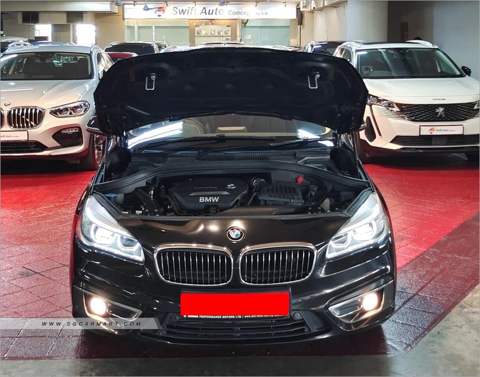 BMW 216D 2017 photo 5